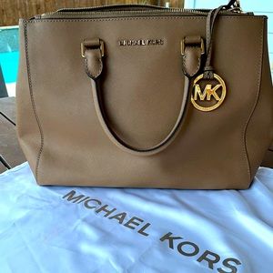 Michael Kors Large purse